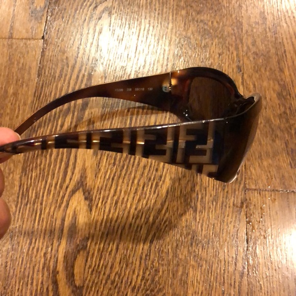 Fendi sunglasses model FS299 brown authentic - Picture 5 of 9